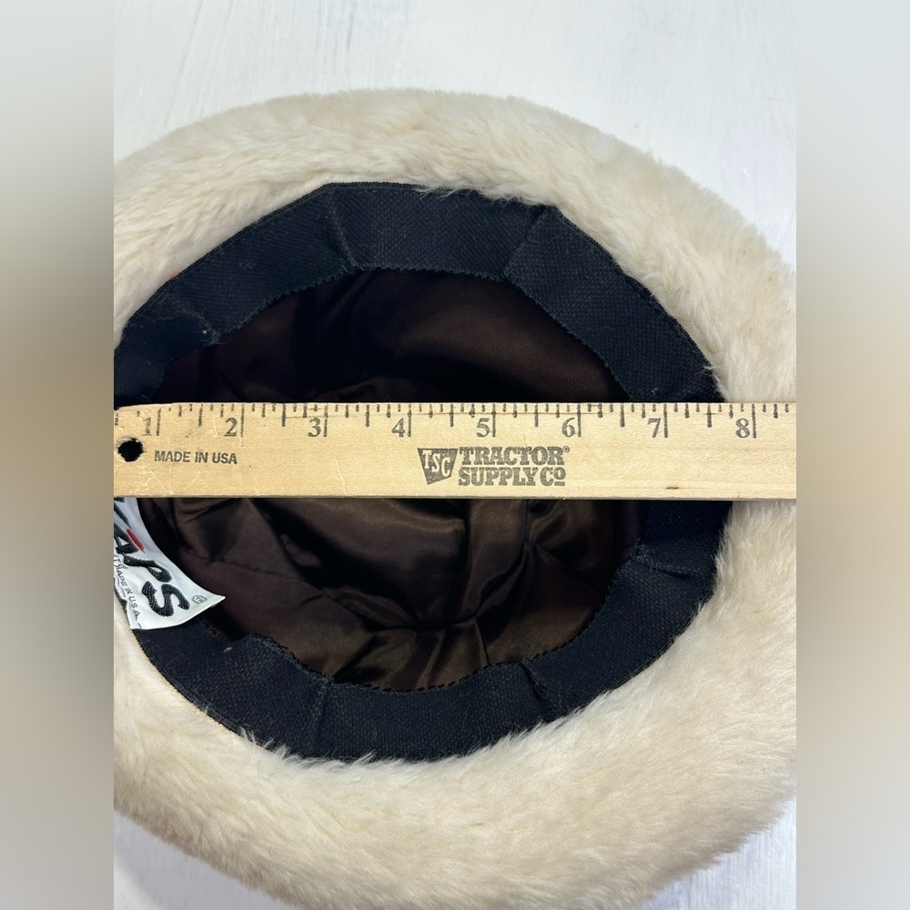 Vintage 1970s KÅPS Faux Fur Cloche Hat Cream USA Made Asymmetrical Brim - Picture 8 of 9
